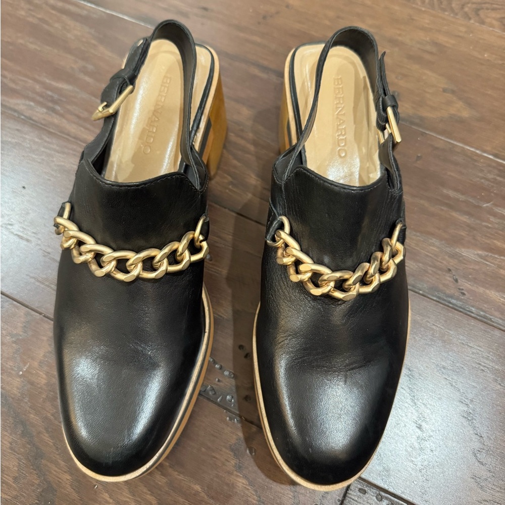Bernardo Black Leather Women's Shoes with Gold Chain